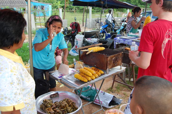 Auf einem Einheimischenmarkt von Khao Lak...