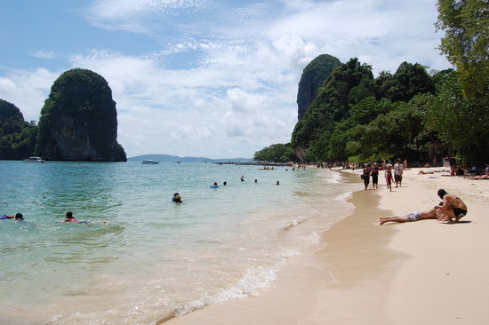Ein gutes Bild vom Phra Nang Beach, wo man nicht soviele Leute sieht 