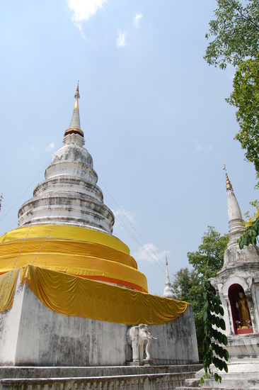 Der Chedi des Wat Phra Sing.