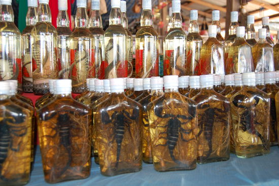 ...Skorpione und Tigerhoden.