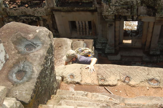 Eine Herausforderung für Leute mit Höhenangst. Doch uns lockt die Neugierde.