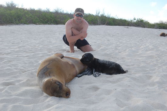 Saeugende Mama (im Vordergrund natuerlich)
