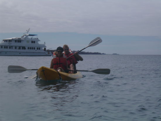 Caro und Jan beim Kajaken