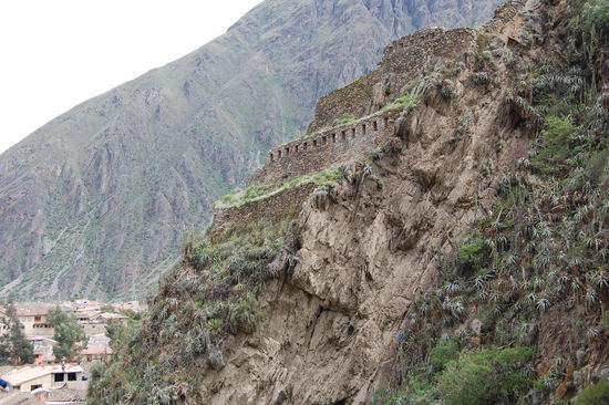 Teile der Festung, welche in den Berg gebaut wurden.