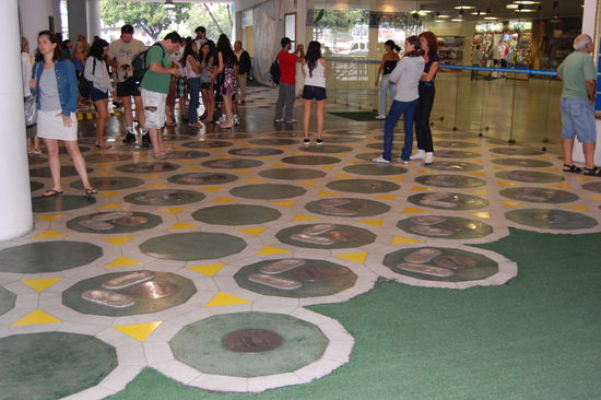 Ganz viele Fussabdruecke...