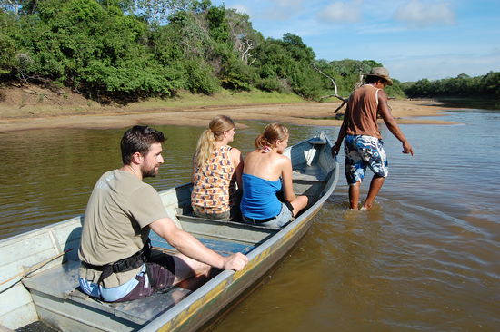 Unser Bootsausflug. Wir waren meistens nur zu fuenft und einmal sogar allein mit Sandro unterwegs.