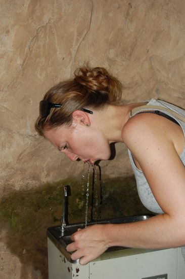 ...da man erst die richtige Trinktechnik herausfinden muss