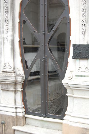 Bei manchen sieht man sogar die Saerge.