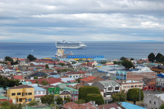Blick auf die Magallanstrasse...
