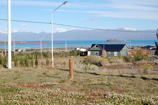 Blick aus unserem Hostel auf den Lago Argentino.