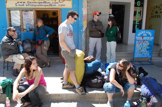 Morgens vor der Abfahrt wieder mal beim Warten...