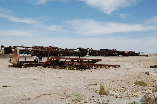 Erster Stopp: der Zugfriedhof von Uyuni.