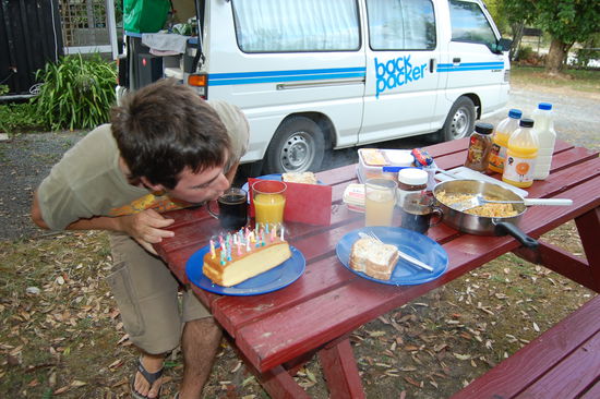 Alle 27 Kerzen geschafft 