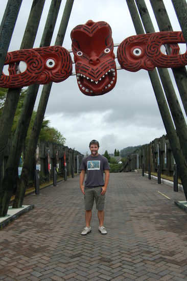 Der Eingang des Geothermalfeldes "Whakarewarewa Thermal Reserve - Te Puia".