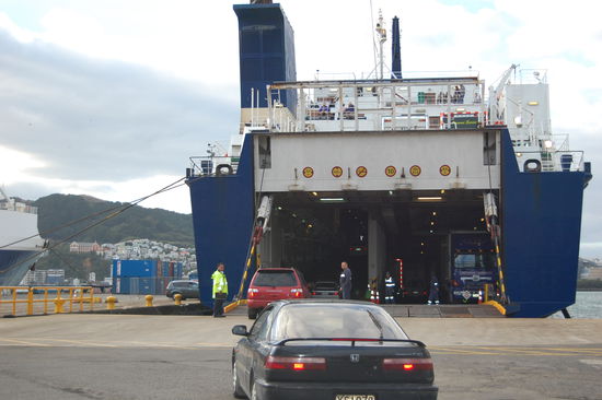 Die Bluebridge Faehre.