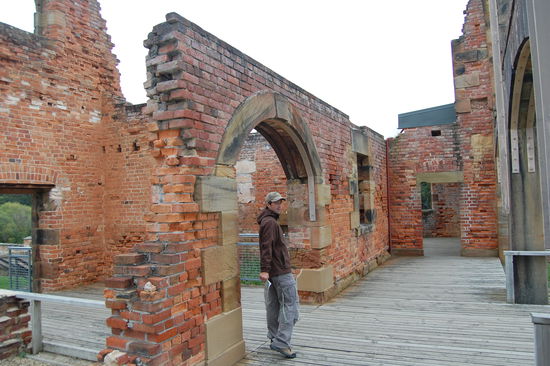 Im Krankenhaus bzw. was davon uebrig ist.