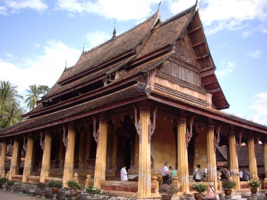 Ein sehr schoenes altes Wat (Sisaket), dass leider naechstes Jahr restauriert werden soll, hat mir ein Novize erzaehlt.