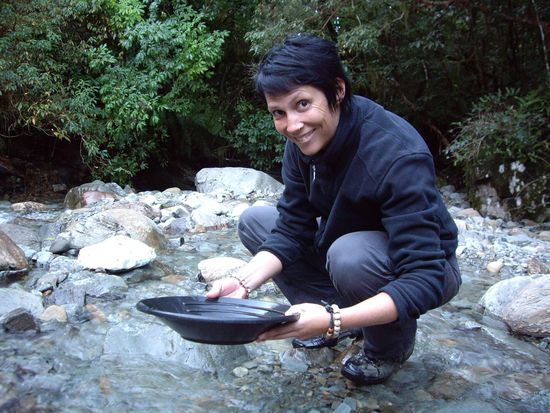 Goldwaschen im Goldgraeber-Oertchen Ross