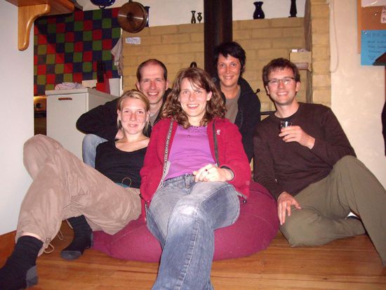 Gemuetliche Runde in einem 5-Sterne-Ferienhaus