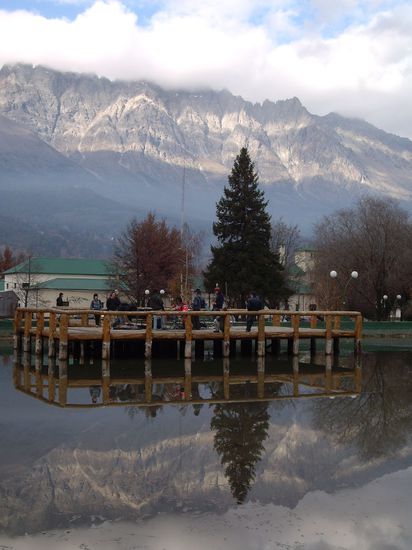 Open-Air-Konzert in El Bolson. Geile Kulisse würd ich mal sagen