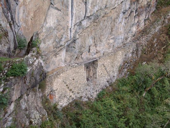 Dann kannn man noch zu einer Inka Bridge laufen, auch echt ein cooles Bauwerk