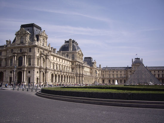 Louvre