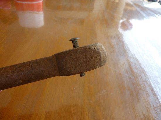 Flaschenöffner in Myanmar - so einfach und so funktional