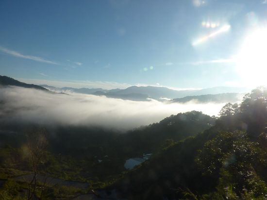 Und dann nach 6 Tagen "Tschuess Sagada". Seht nur, wie schoen es sich verabschiedet. Es war ein schwerer Abschied!