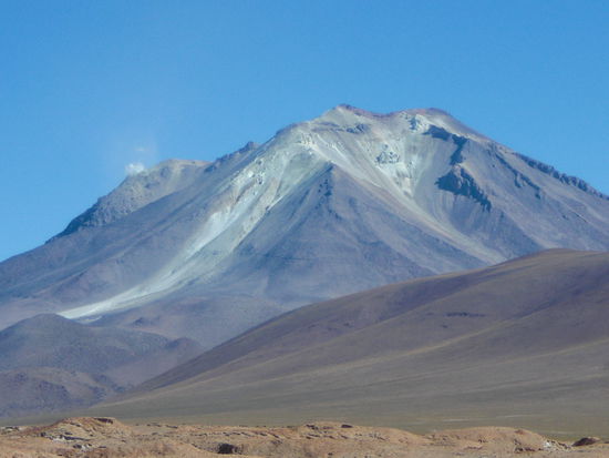 aktiver vulkan... leider den namen vergessen 