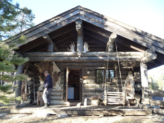 Unsere Husky Lodge in Karasiok