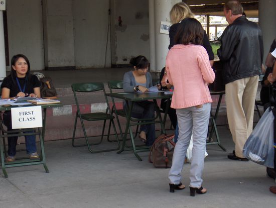 Das neue Lufthansa-Terminal in Bangkok, hochmodern eingerichtet!
