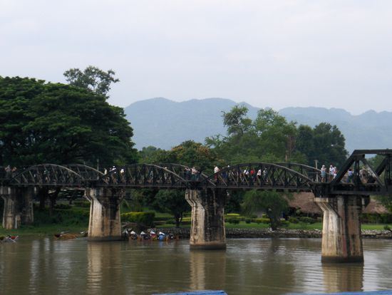 Brücke am Kwae
