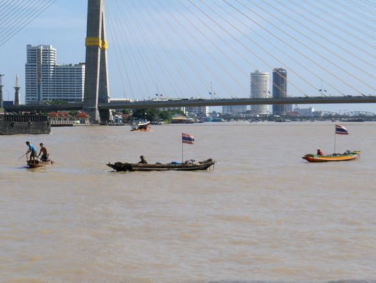 Am Morgen auf dem Fluss