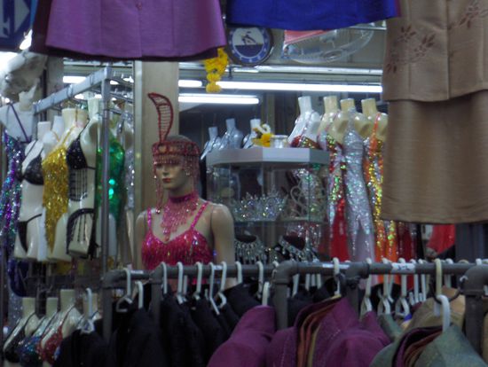 Glitzerkram im Pratunam