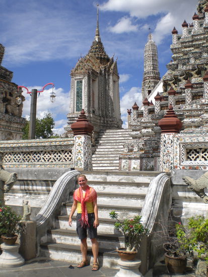 Vor dem Wat Arun