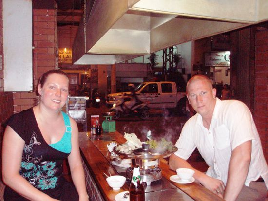 Beim lecker Hot Pot Essen am Abend