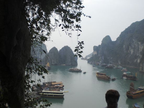 Ausblick auf die Ha Long Bucht