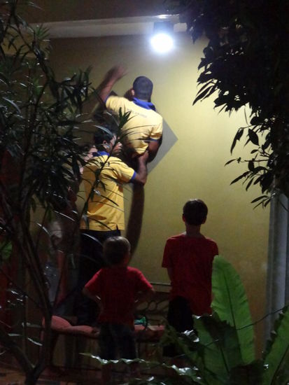 Einbruch in ein Zimmer 