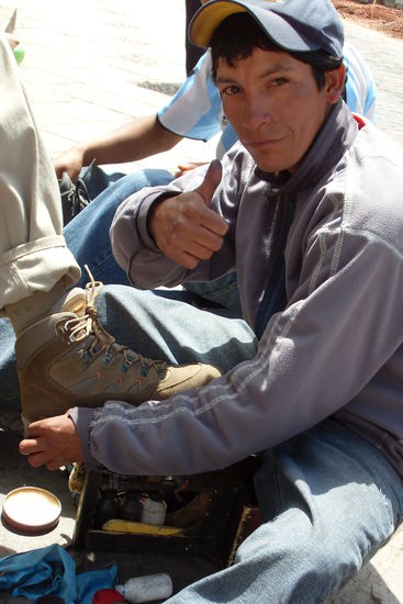 Er wusste ja schon, wie viel seine Spezialbehandlung am Ende kosten soll....(10 €, bezahlt haben wir 3€)