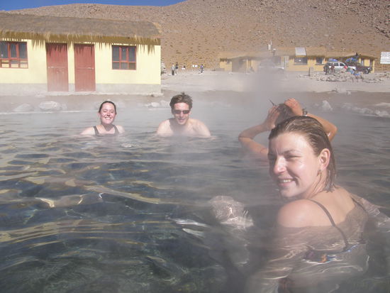 Das Wasser war richtig heiss, vorallem am Anfang, da die Haut noch so kalt war..super angenehm!