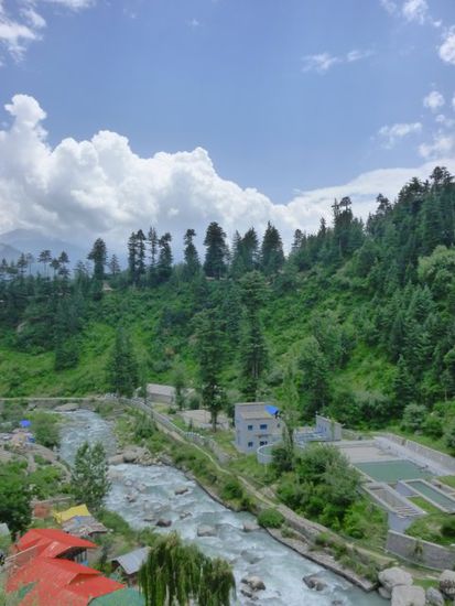 Unser Ausblick vom Balkon in Manali.