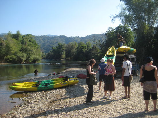 Vorbereitungen auf das Kajak fahren