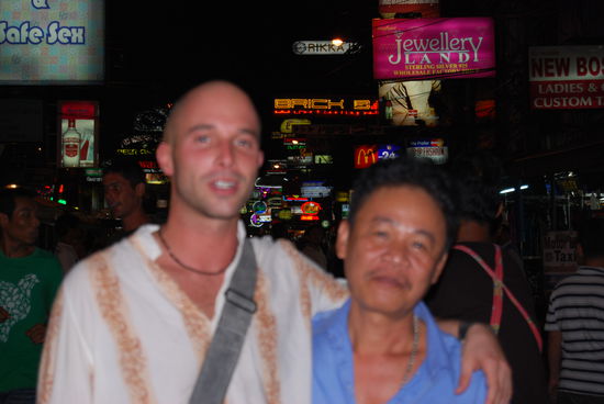 und nochmals eine bekanntschaft mit einem tuk tuk fahrer....