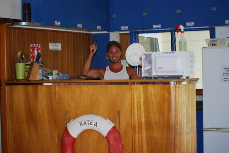 In der Kueche in unserem schnuggeligen Mousetrap Backpacker in Paihia!