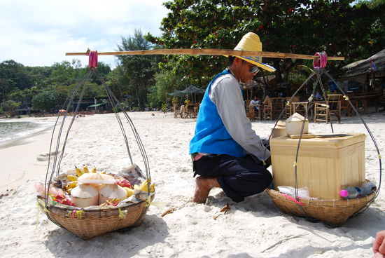 Hmmm immer frische Fruechte.... (Koh Samet)