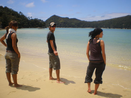 Vier Schweizer im Able Tasman Nationalpark.... Wunder wunderschoene Aussichten.