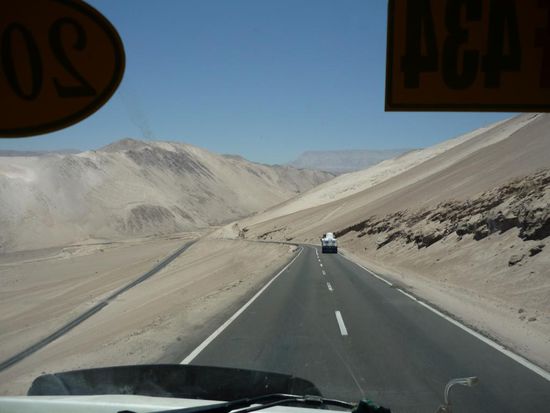 mit dem LKW durch die wueste