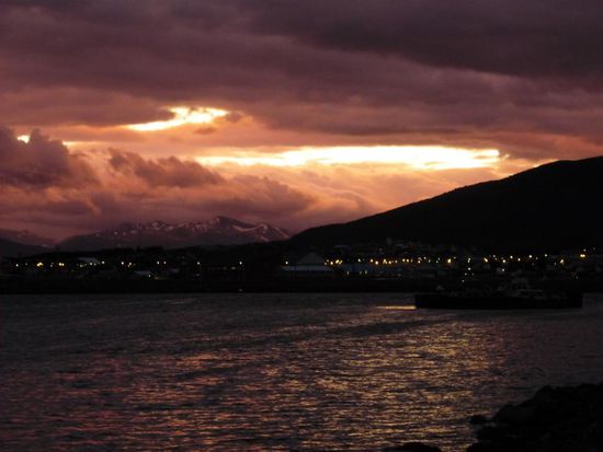 feuerland in flammen