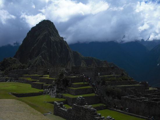 machu picchu mit waynapicchu im hintergrund