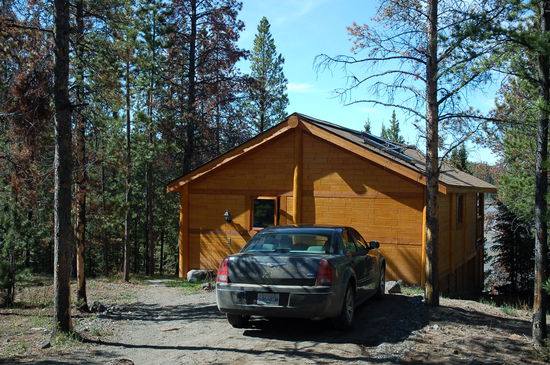 Unser höchst staubiger Chrysler 300 vor dem Eagles Nest